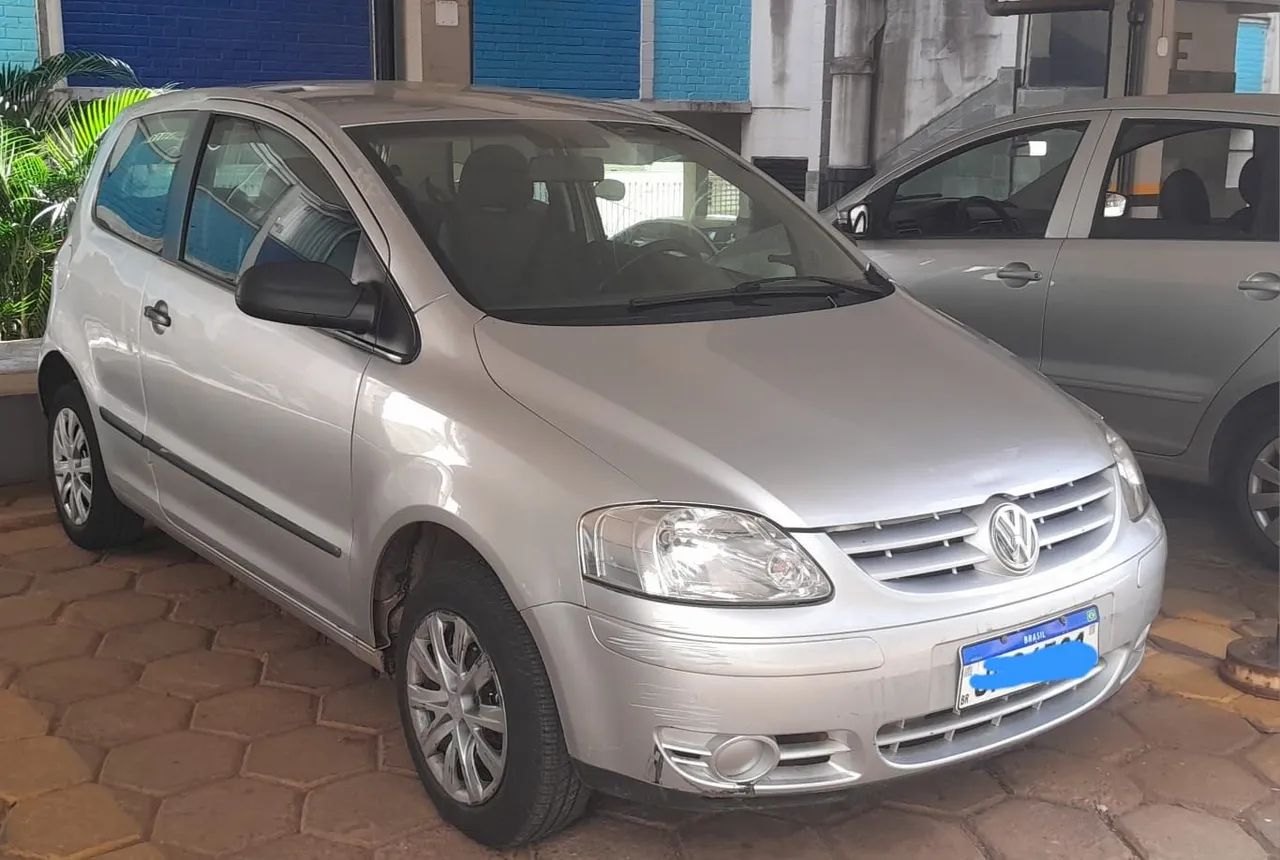 Volkswagen Fox Plus 1.0mi/ 1.0mi Total Flex 8V 3P 2005