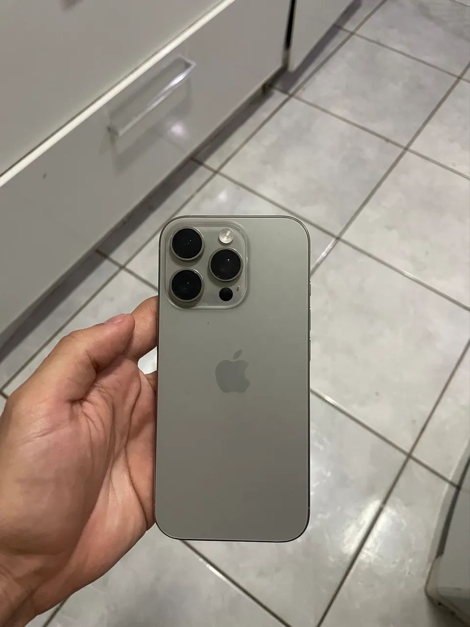 iPhone 16 pro 