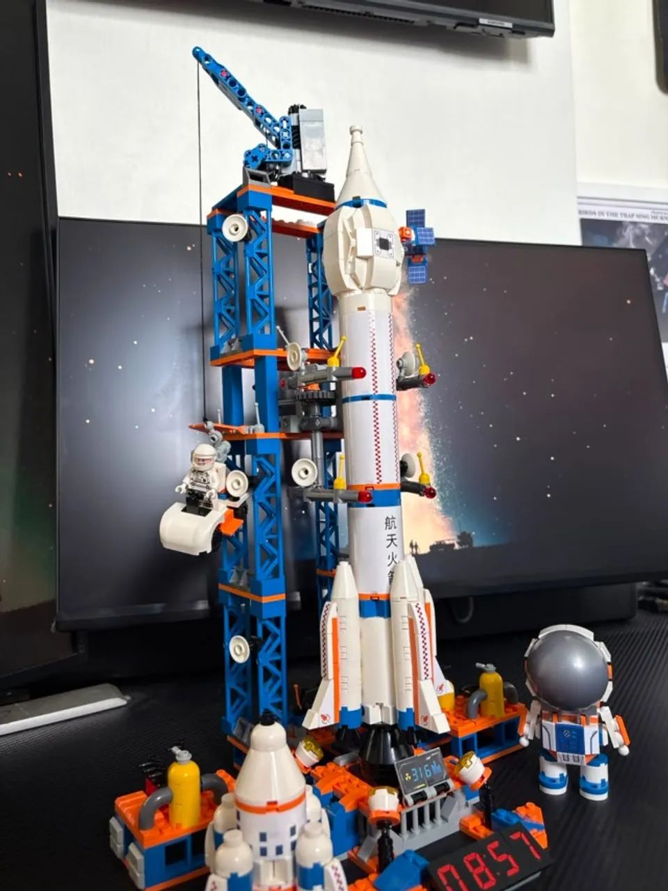 Lego Base Espacial 1963 peças - Foto 3