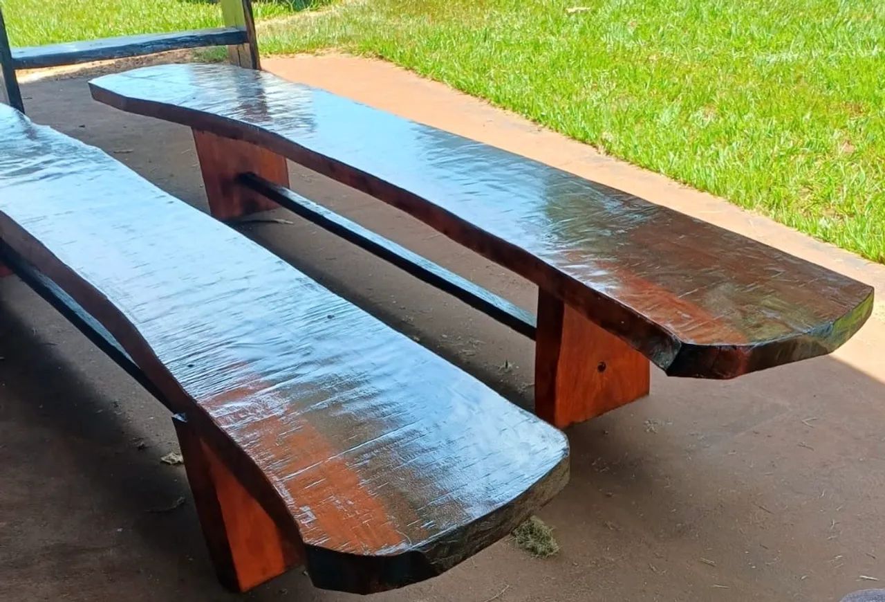 Vende-se Mesa Rústica de Madeira  - Foto 3