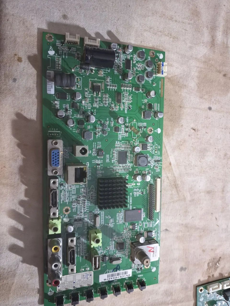 Placa principal cce ln32ggt1326exd292.  Lt28g - Foto 2
