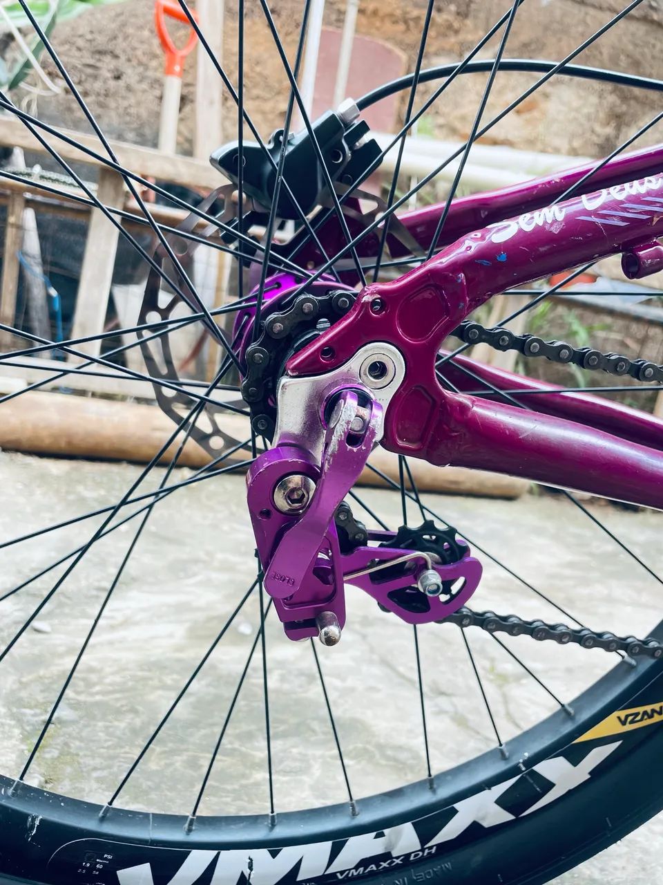 Vendo bicicleta única e exclusiva  - Foto 2