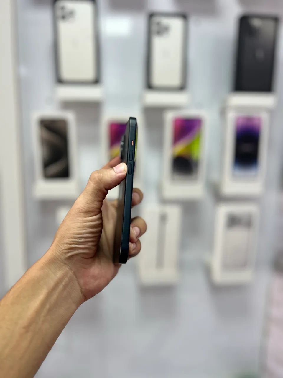 iPhone 15 - 128GB ( Grafite )  - Foto 4