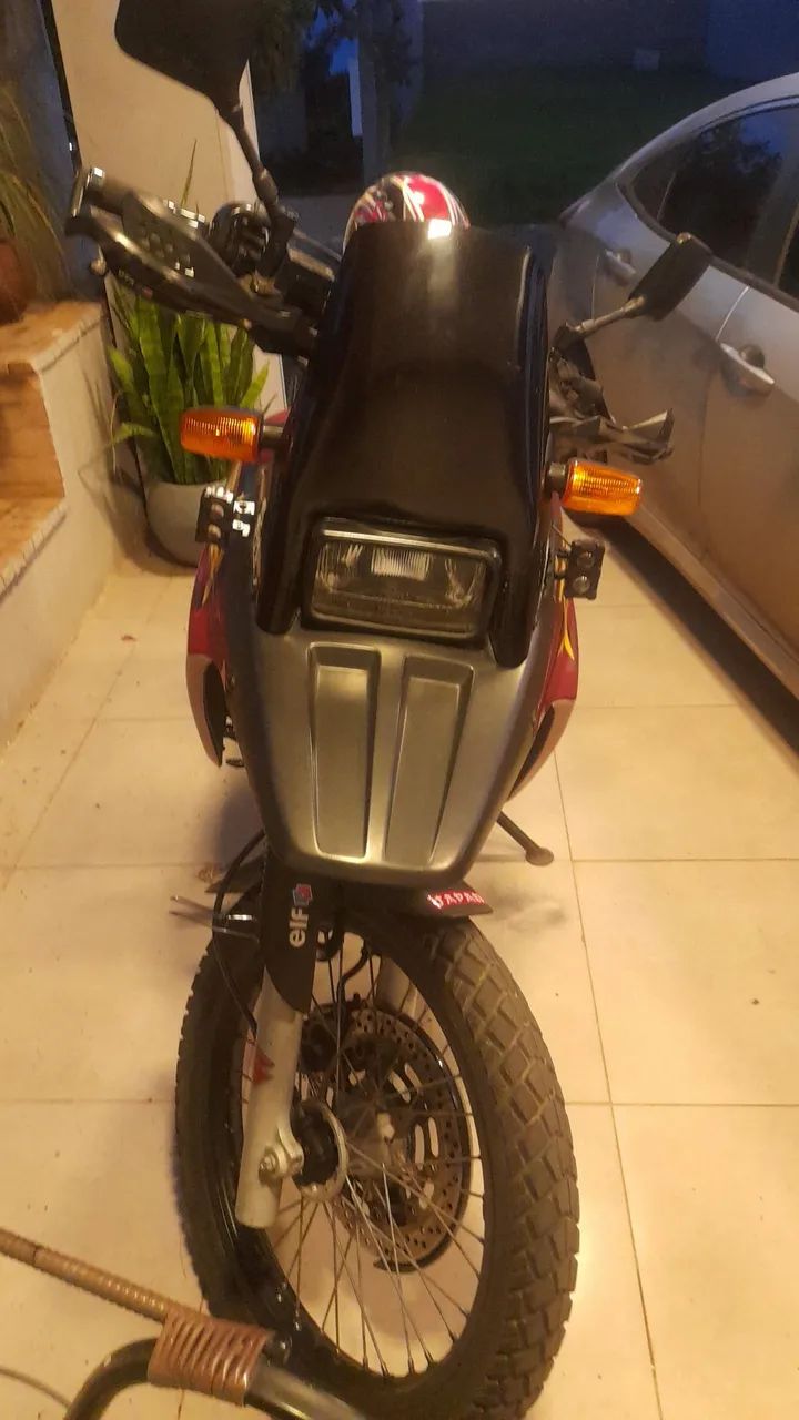 Moto Dr 800s pra sair rápido 