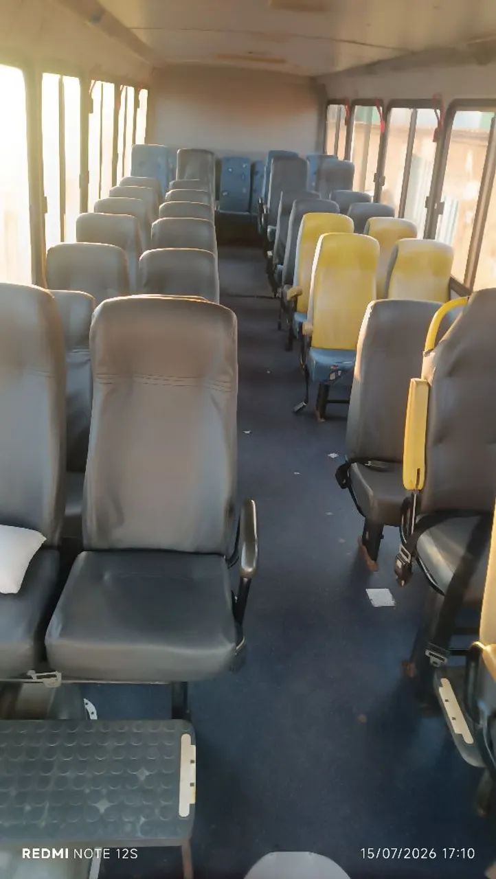 Ônibus urbano troco por van de passageiros  - Foto 3