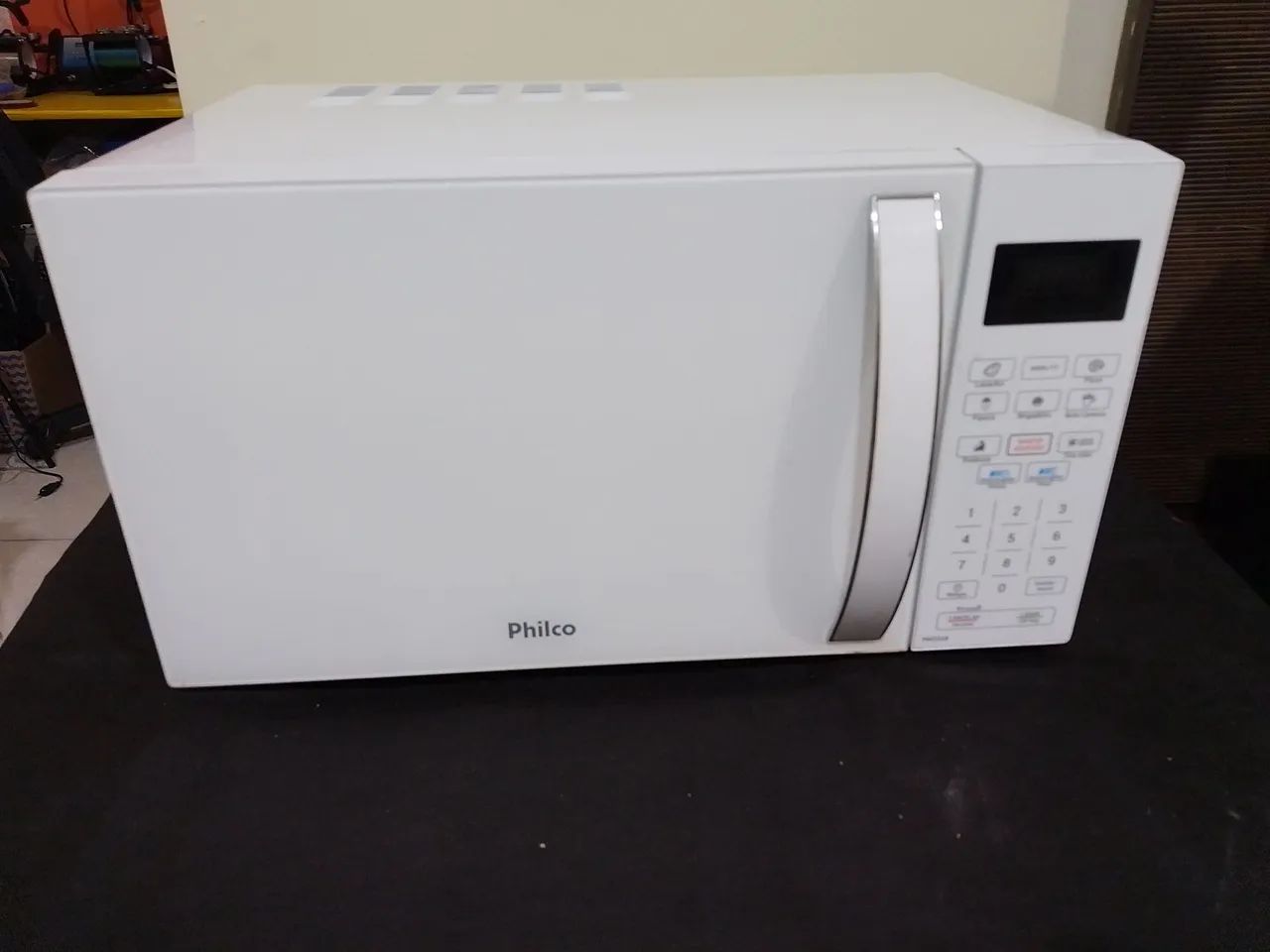 Microondas Philco semi-novo 