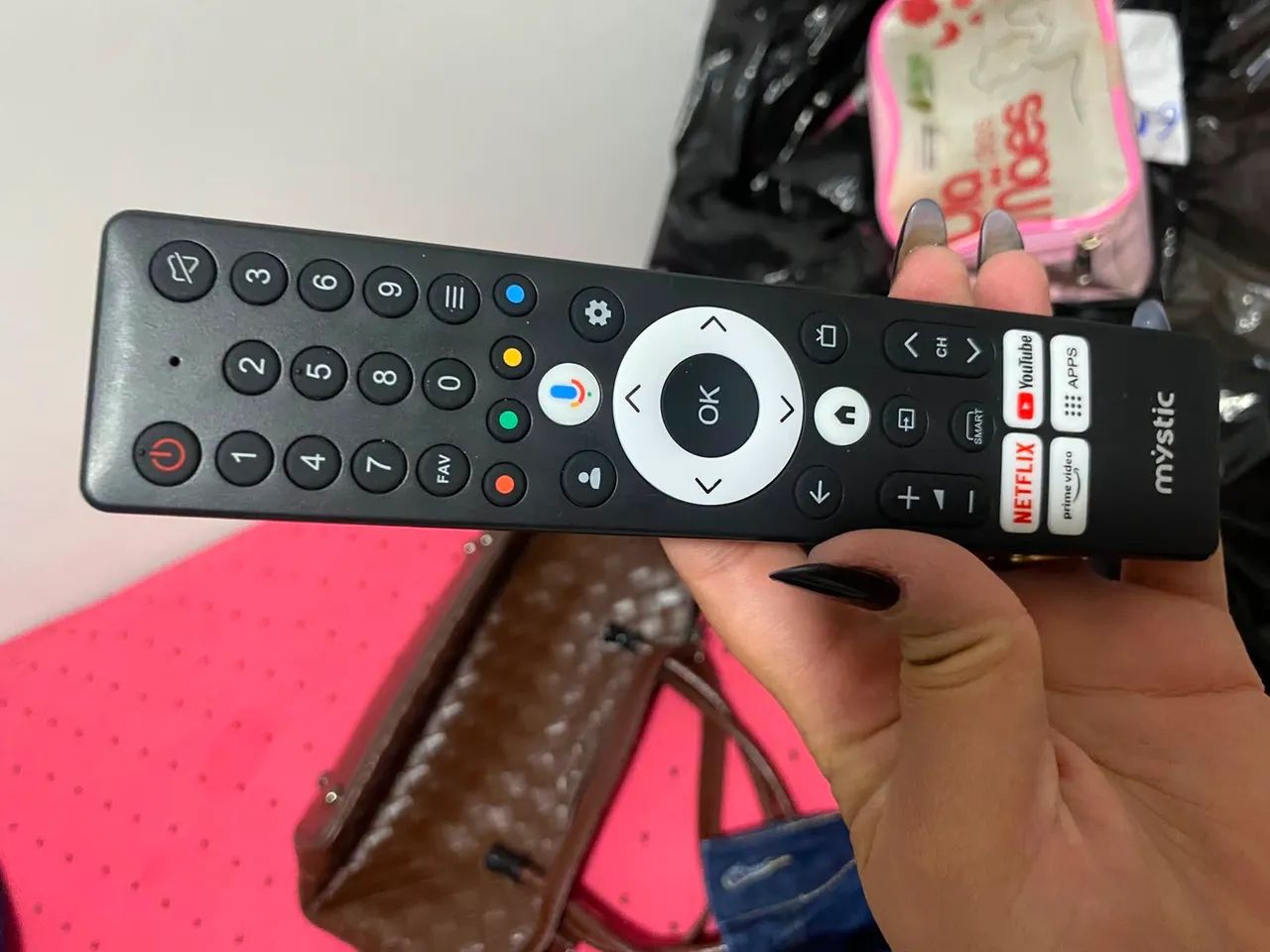 Tv 32 polegadas com 6 meses de uso. - Foto 2
