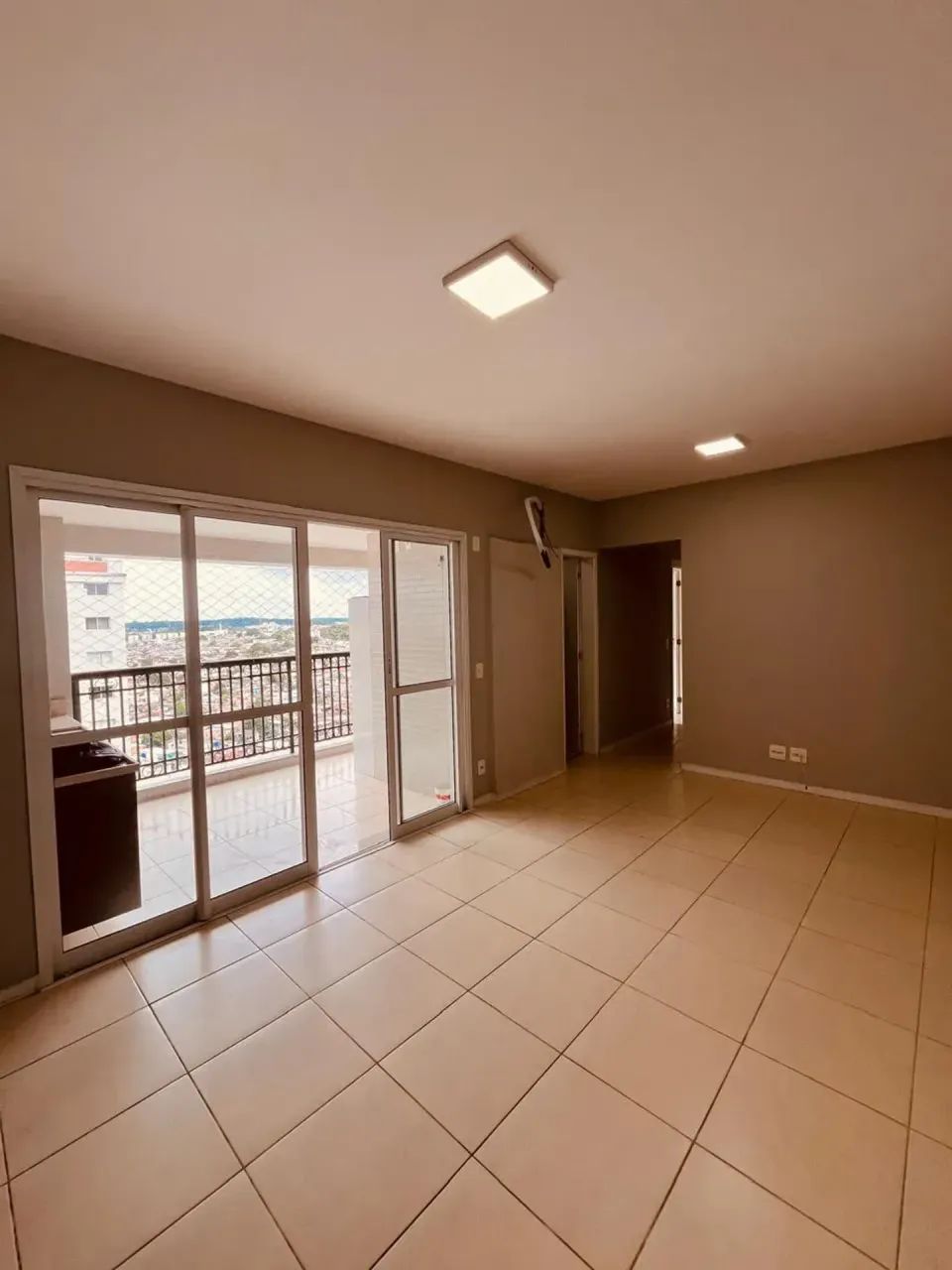 VENDO APARTAMENTO -  Reserva Inglesa Liverpool