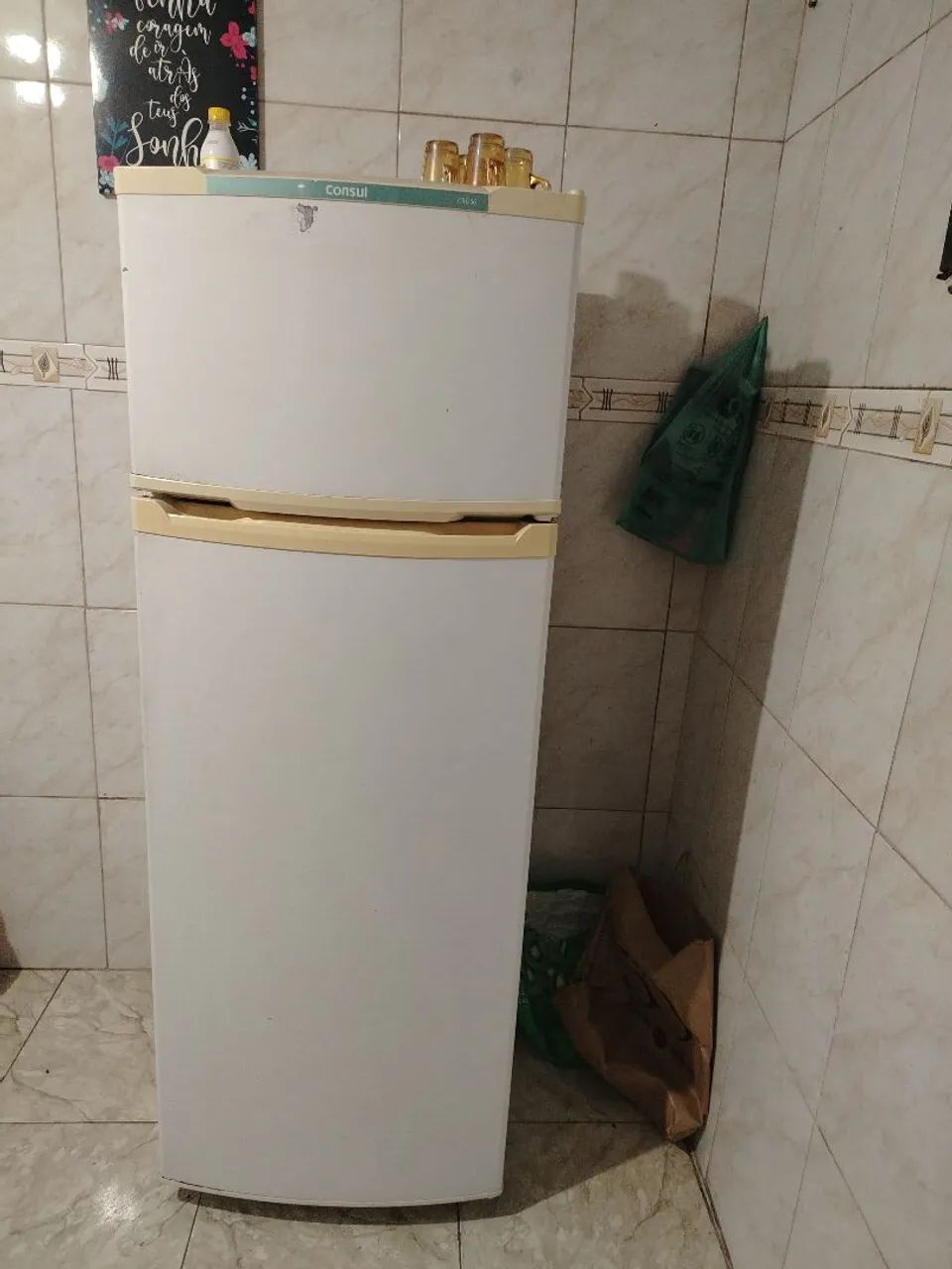 Vendo geladeira cônsul biplex - Foto 3