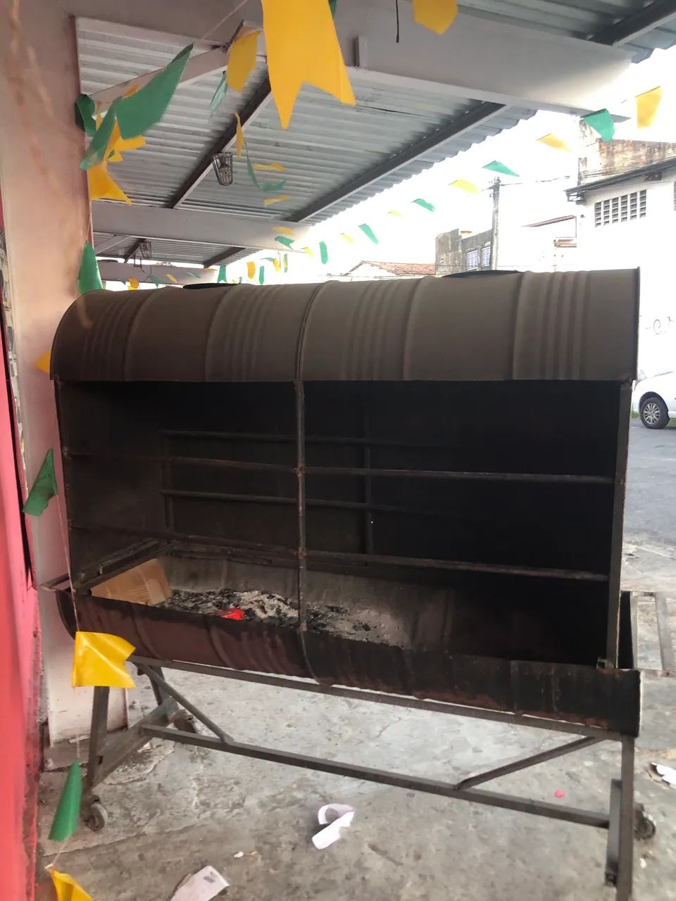 Churrasqueira grande para frango d espetinhos  - Foto 2