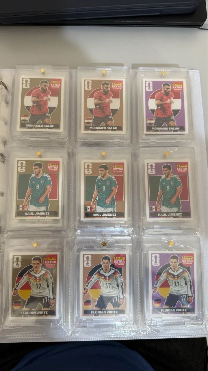 Vendo figurinha Legend CR7, Messi, Salah e outros - Foto 2