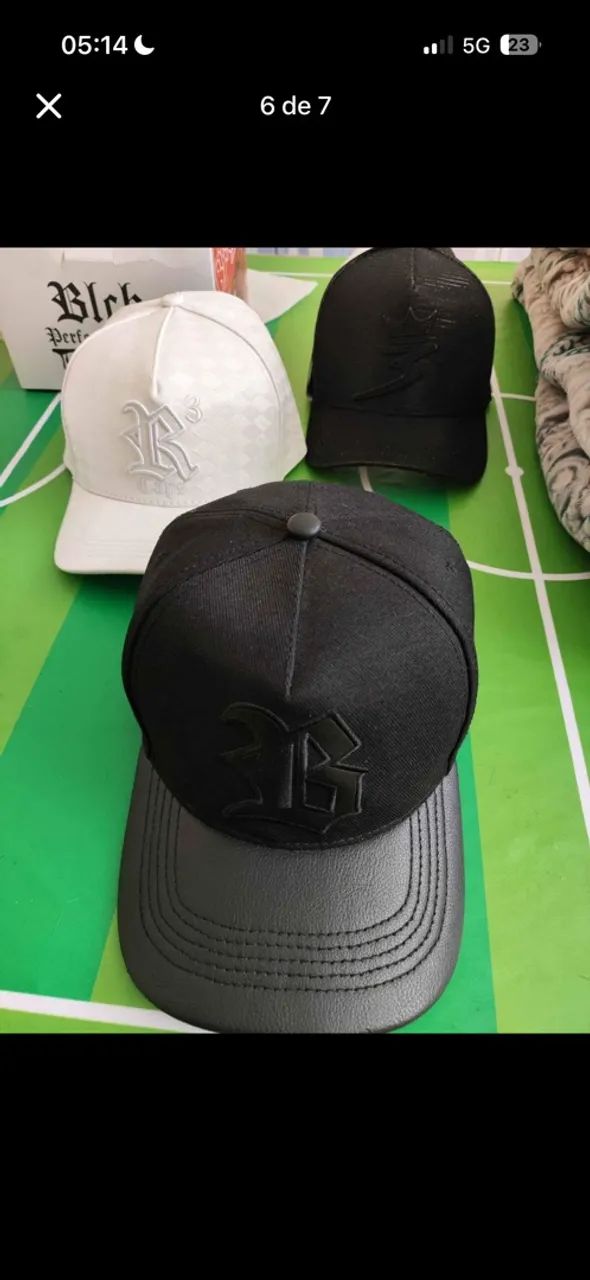 Bonés R3 Caps e BLCK