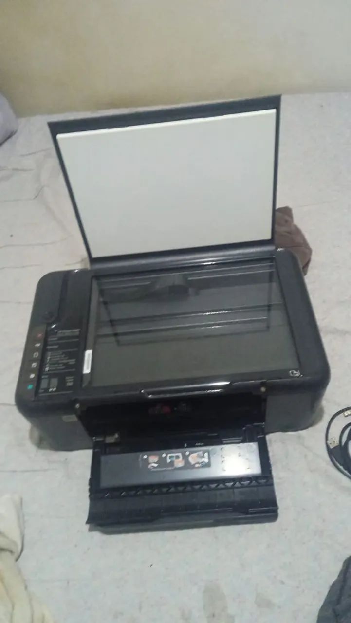 Impressora multifuncional HP F4480/