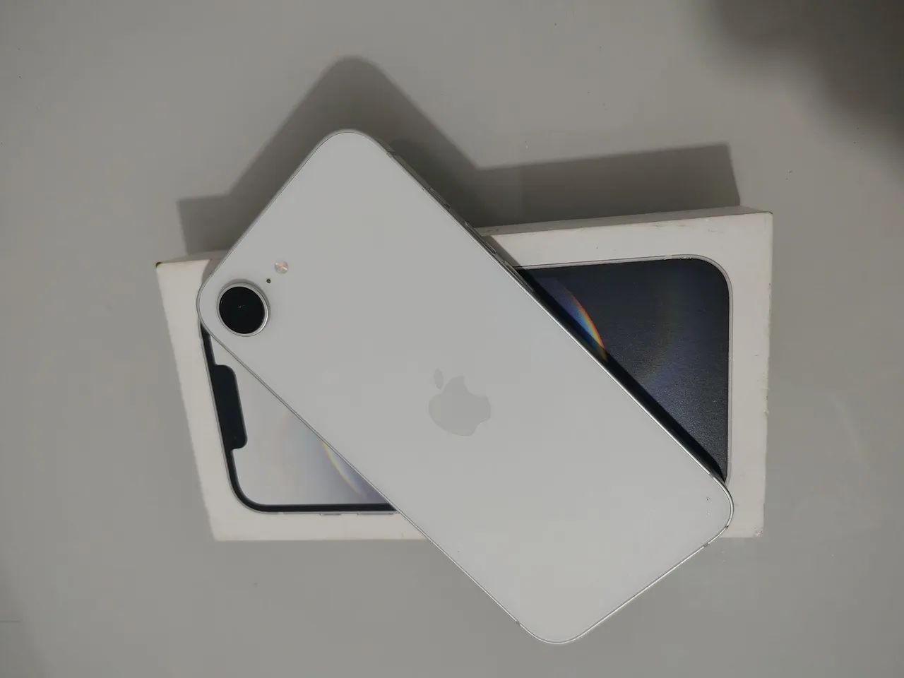 iPhone 16e  - Foto 2