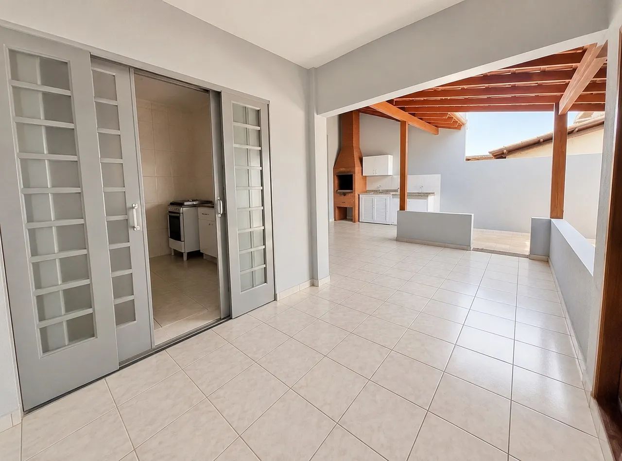 Casa a venda em Rolândia 