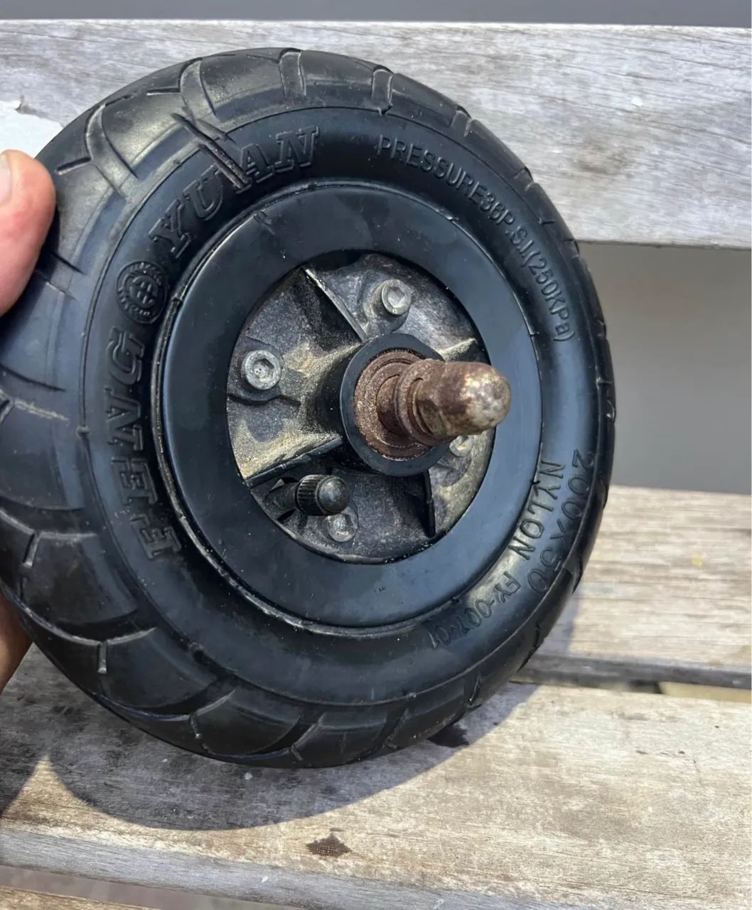 Roda De Skate De Montanha De 8 Polegadas Com Pneu