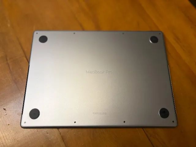 MacBook Pro M2 Pro - 16GB - 512GB - Space Gray - Foto 3