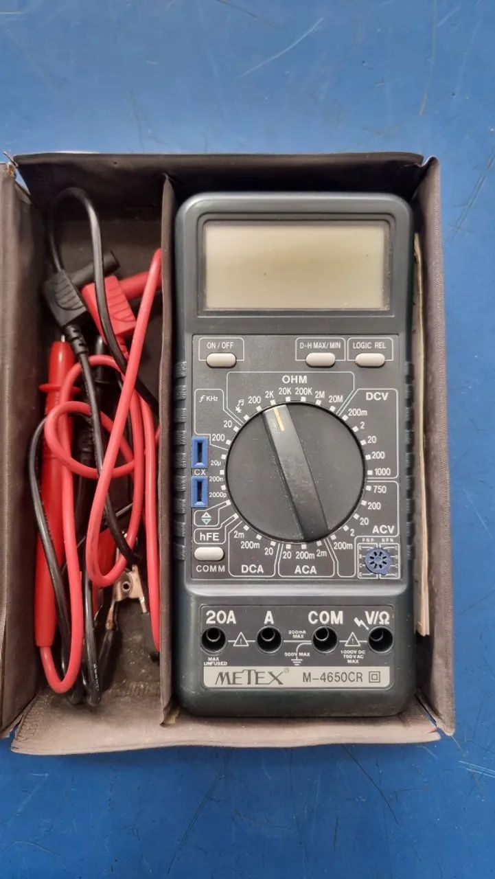 Multímetro digital marca metex modelo M4650CR - Foto 3