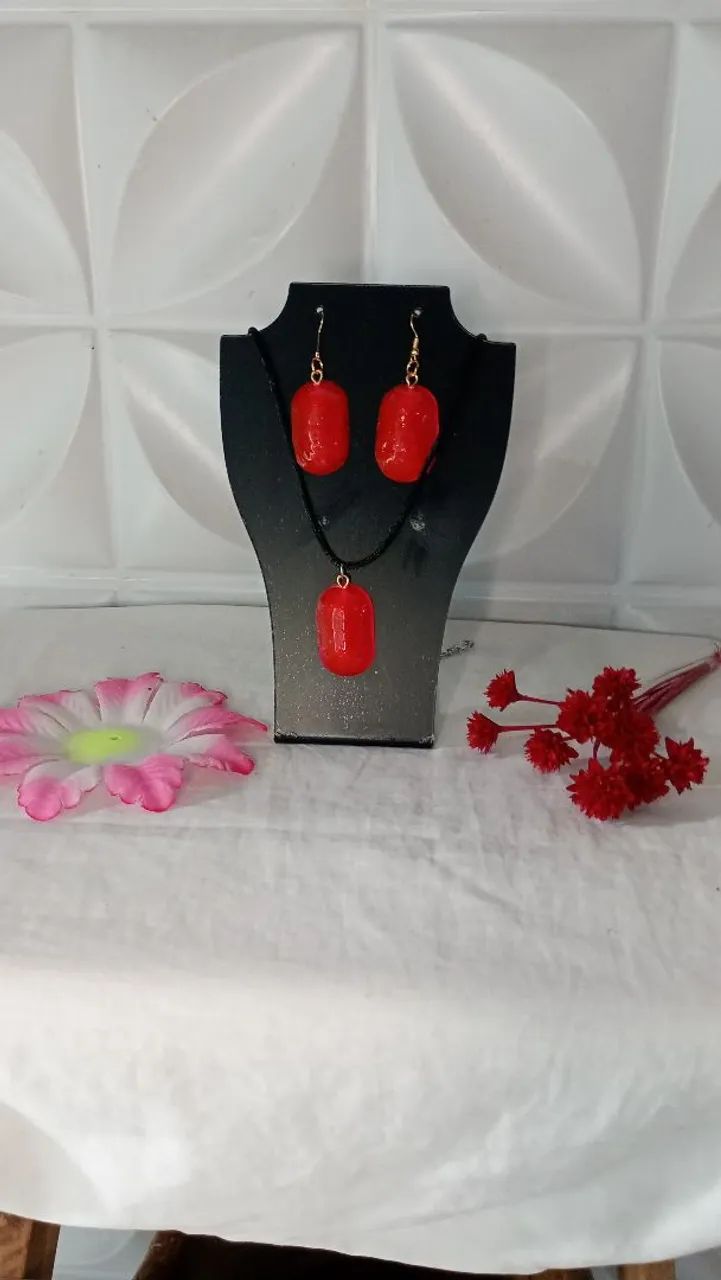 Chaveiro e colares personalizados  - Foto 5