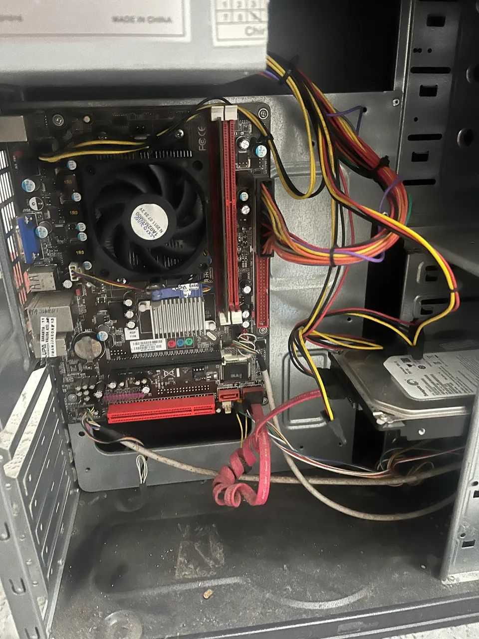 Computador Antigo CPU Preta para Sucata / Retirada de Peças - Foto 2