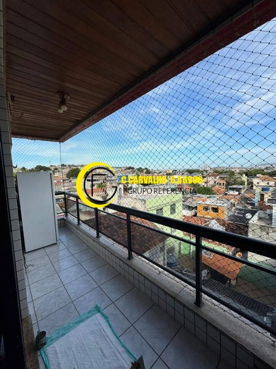 Apartamento 3 quatos com varanda.