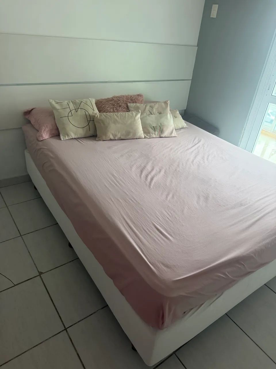 Cama box queen 