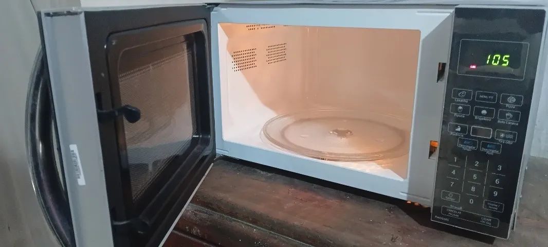 Microondas philco 26 litros - Foto 2