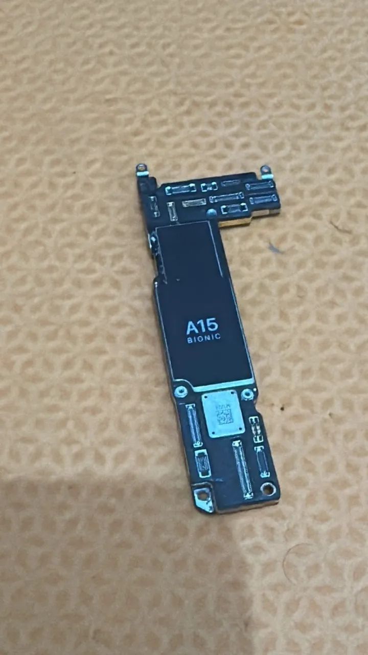 Placa de iPhone 13 Pro Max - Swap