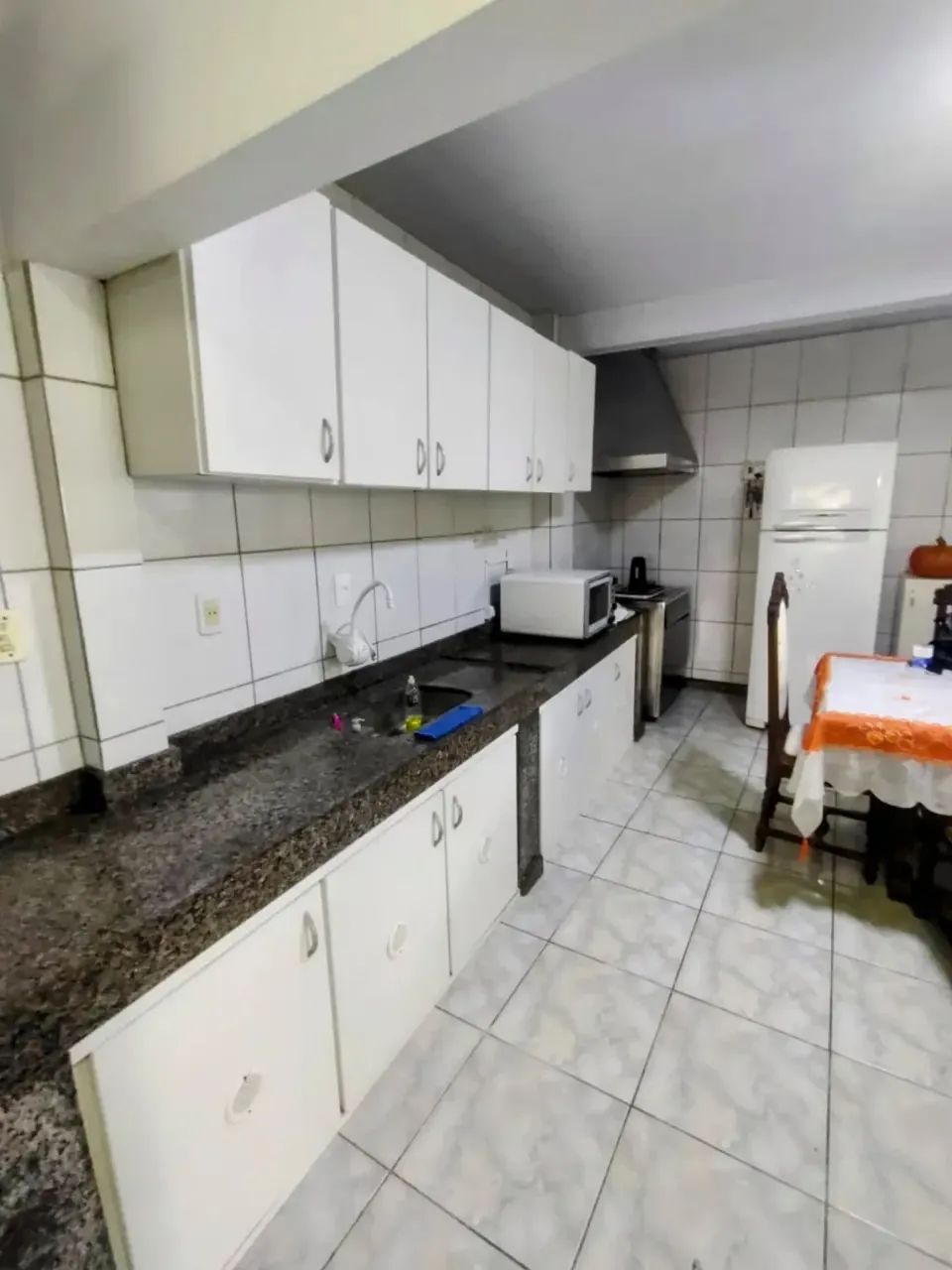 Casa com 9 Kitnets todas alugadas - Renda Certa - Foto 3