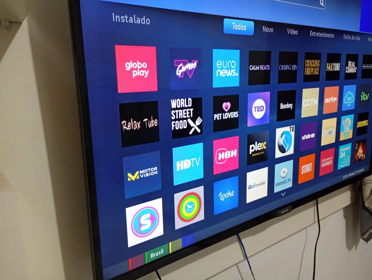 Vendo uma TV smart 43 polegadas com wi-fi Netflix YouTube e controle pe - Foto 5
