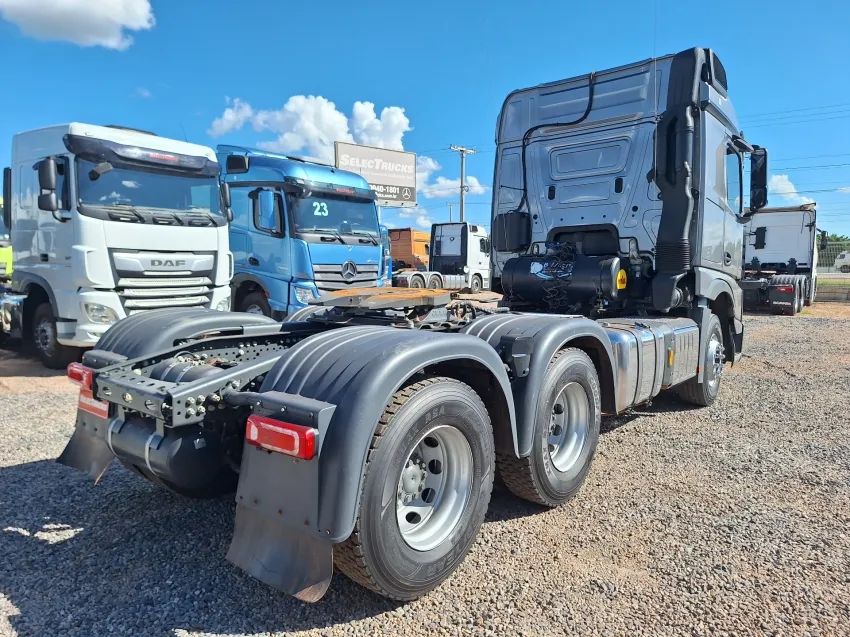 Mercedes-Benz New Actros 2653S ANO 2023/2024 Cinza - Foto 6