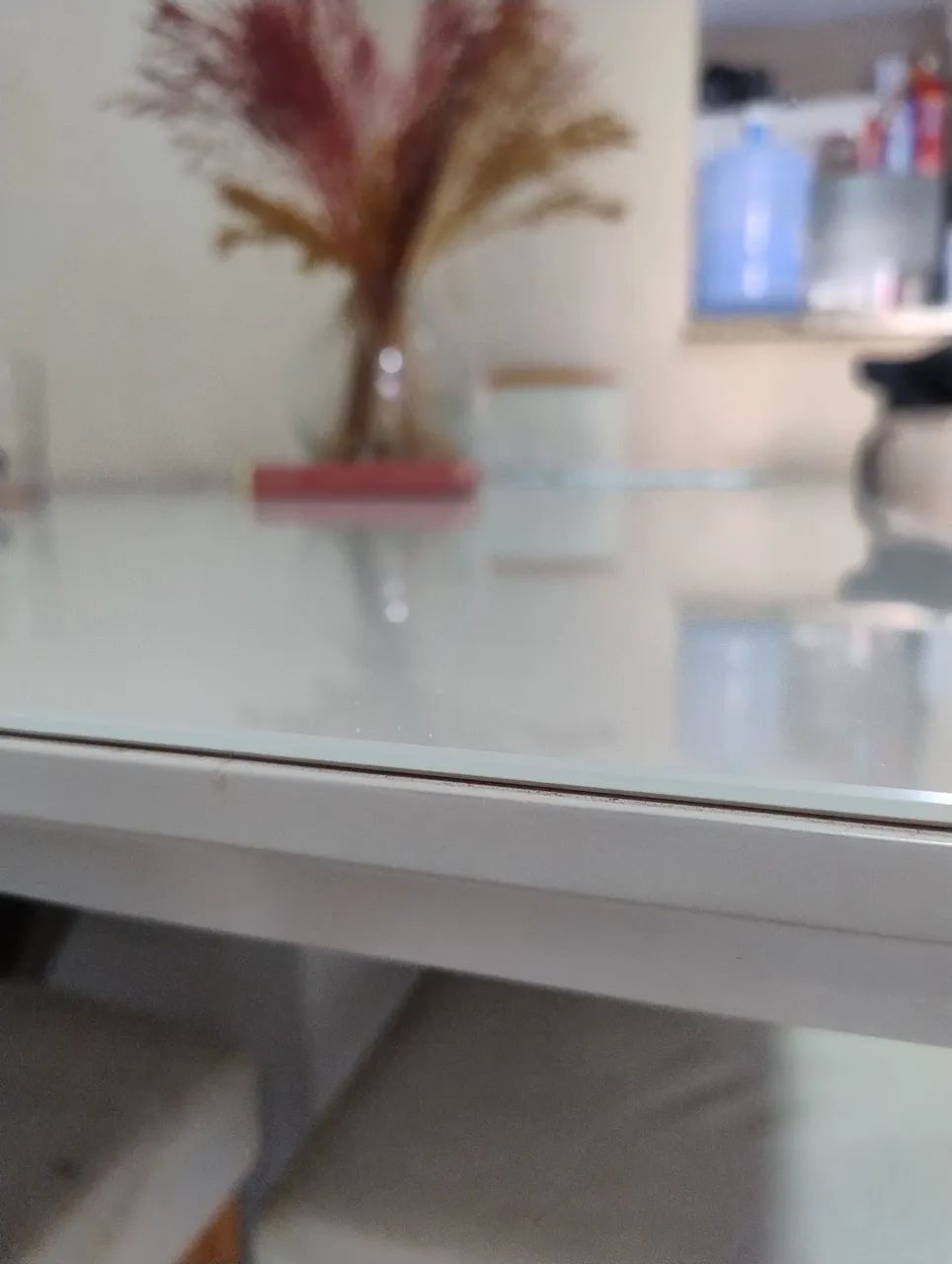 Mesa de jantar 2,00m x 1,10m com 6 cadeiras - Foto 4