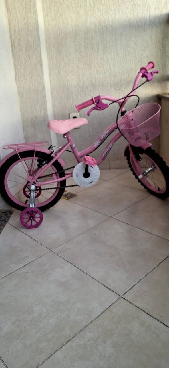 Bicicleta infantil aro 16 com rodinhas e cesta - Foto 3