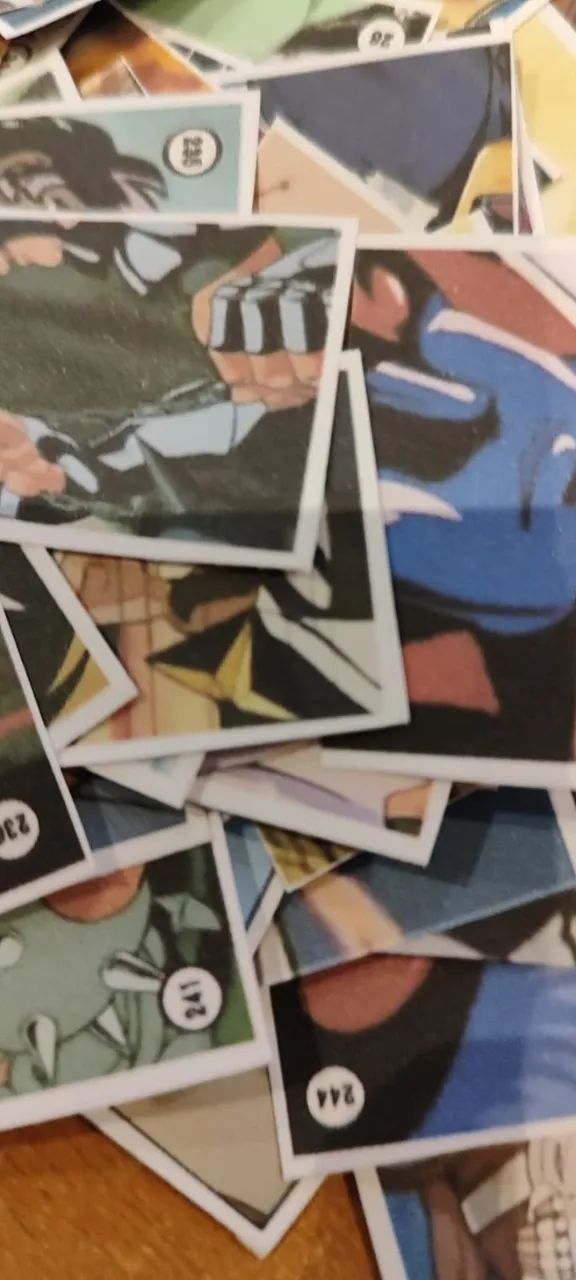 Álbum De Figurinhas Cavaleiros Do Zodíaco Anos 90 - Foto 5