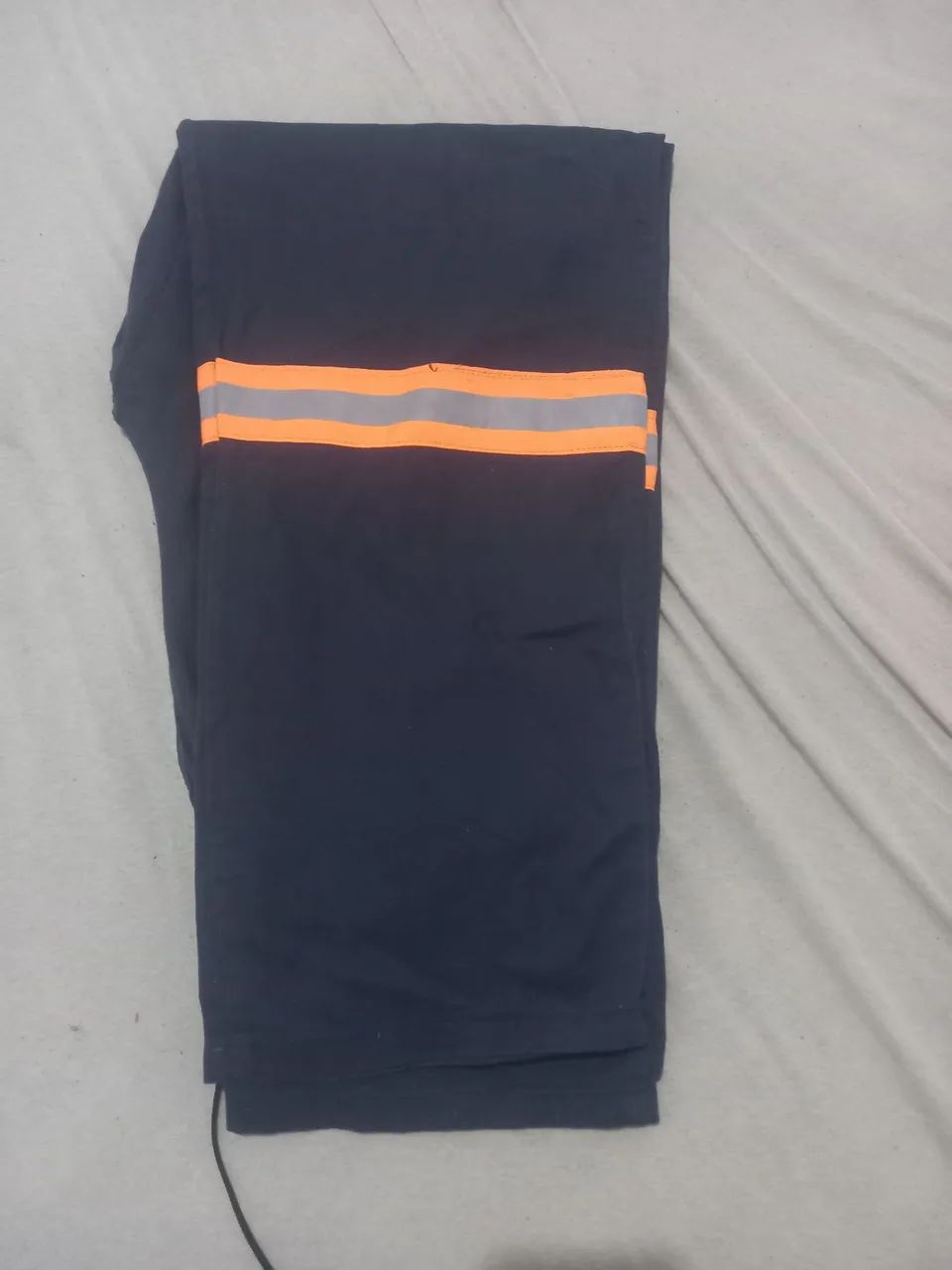 Calça de trabalho com refletor tam G - Foto 3