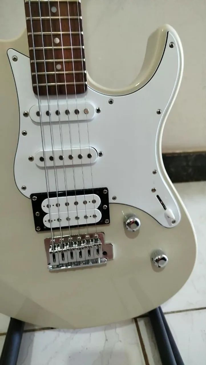 Guitarra Yamaha 112v - Foto 3