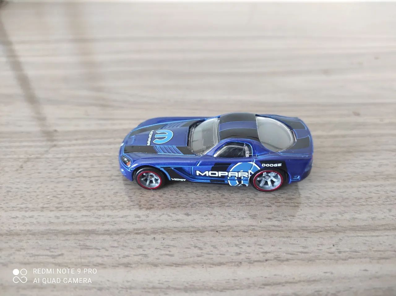 Hot Wheels '06 Dodge Viper Coupê 2010 Speed Machines - Foto 4