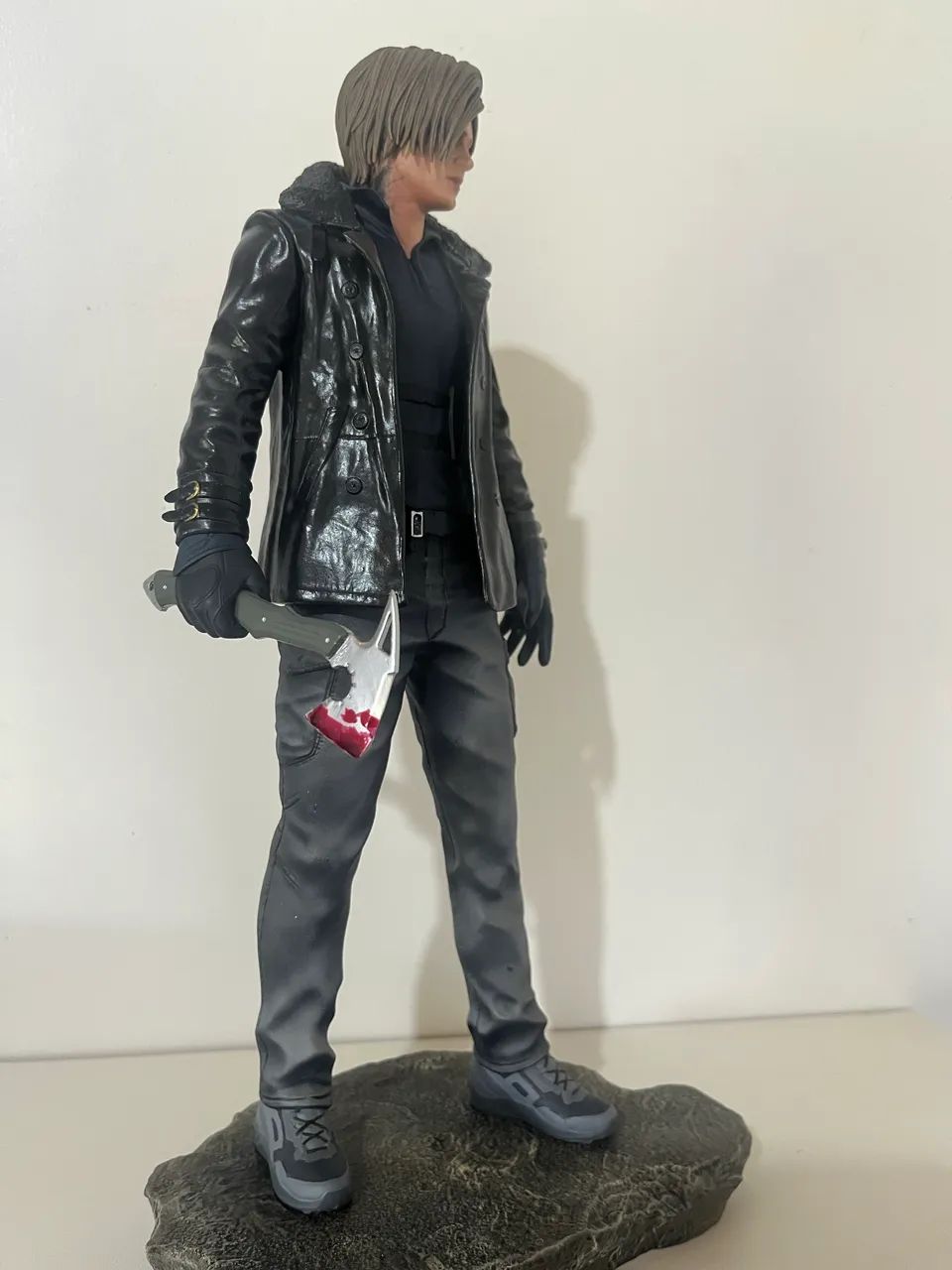 Leon S. Kennedy,action figure 30 cm,escala 1/6 - Foto 4