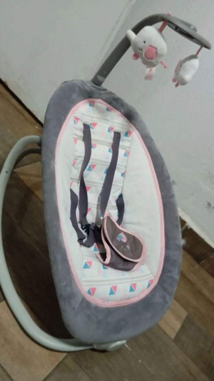 Cadeirinha de balanço manualmente  - Foto 2