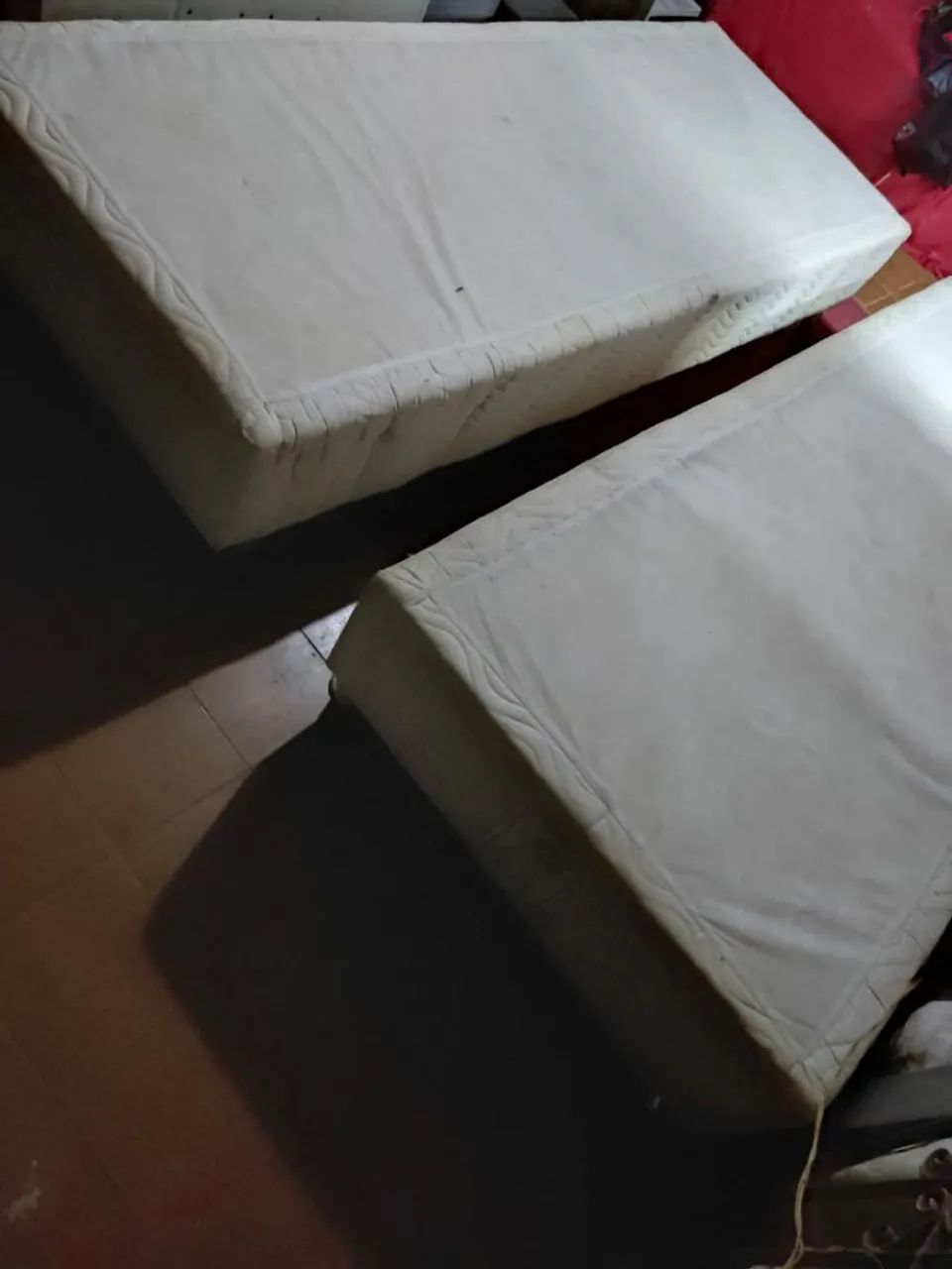 2 Bases de cama de solteiro Box