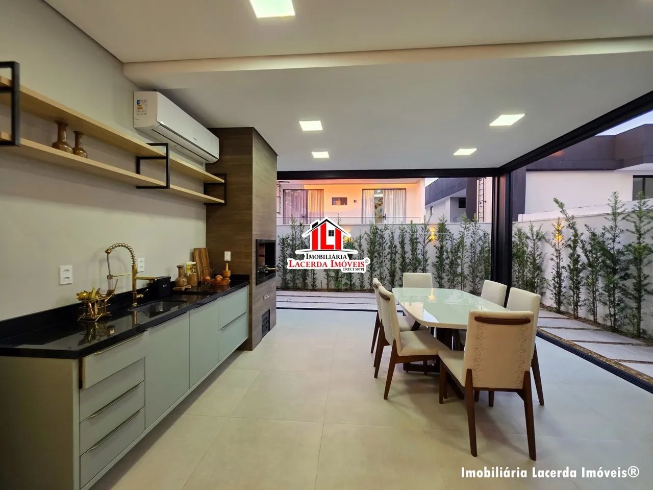 CASA RESERVA DO PARQUE, DUPLEX 4 SUÍTES, 362M² EDIFICADO, ENERGIA SOLAR, AMBIENTES INTEGRA - Foto 4