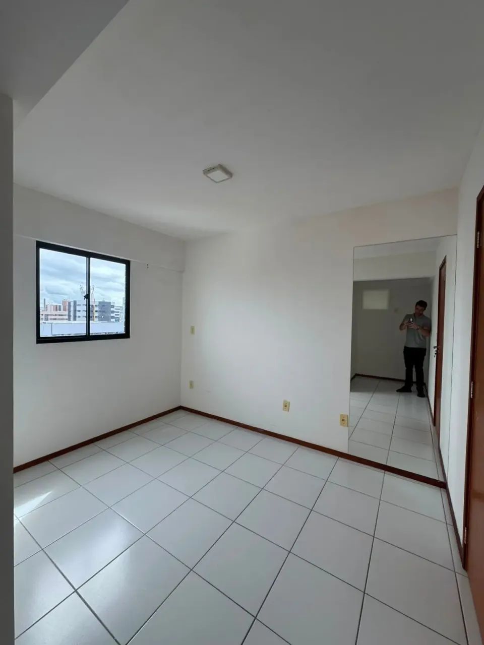 Apto 2 Quartos com Suíte no 11º Andar - Foto 4