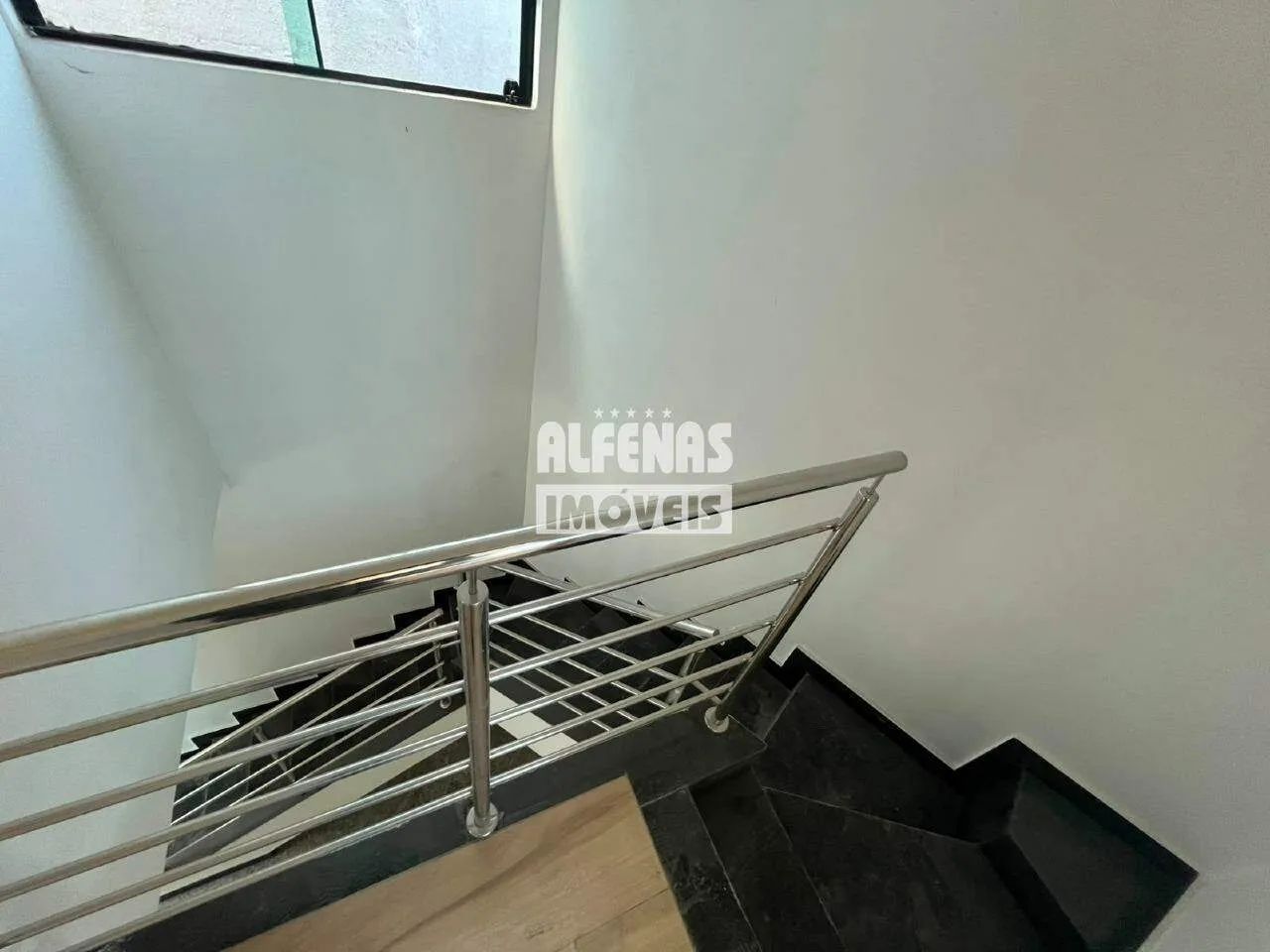 Casa à venda 3 quartos no Bairro CABRAL - Foto 3