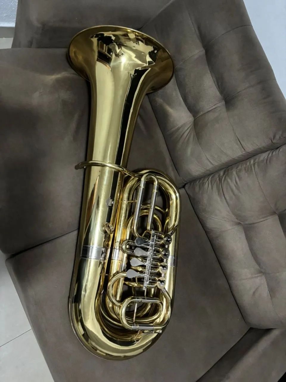 Tuba Suzuki 4/4 SIB  - Foto 5