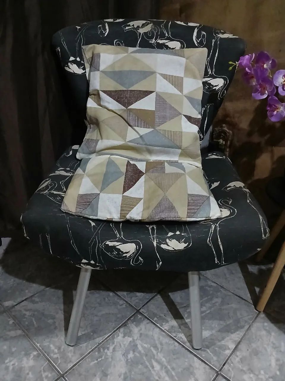 Poltrona para sala ou quarto . - Foto 4
