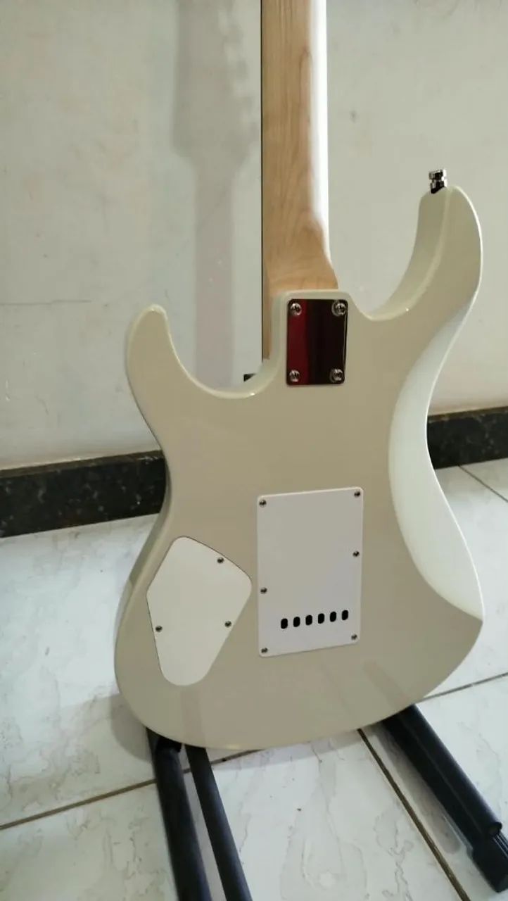 Guitarra Yamaha 112v - Foto 4