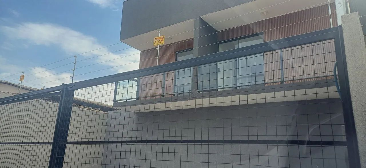 Alugo apartamento no jardim perola 