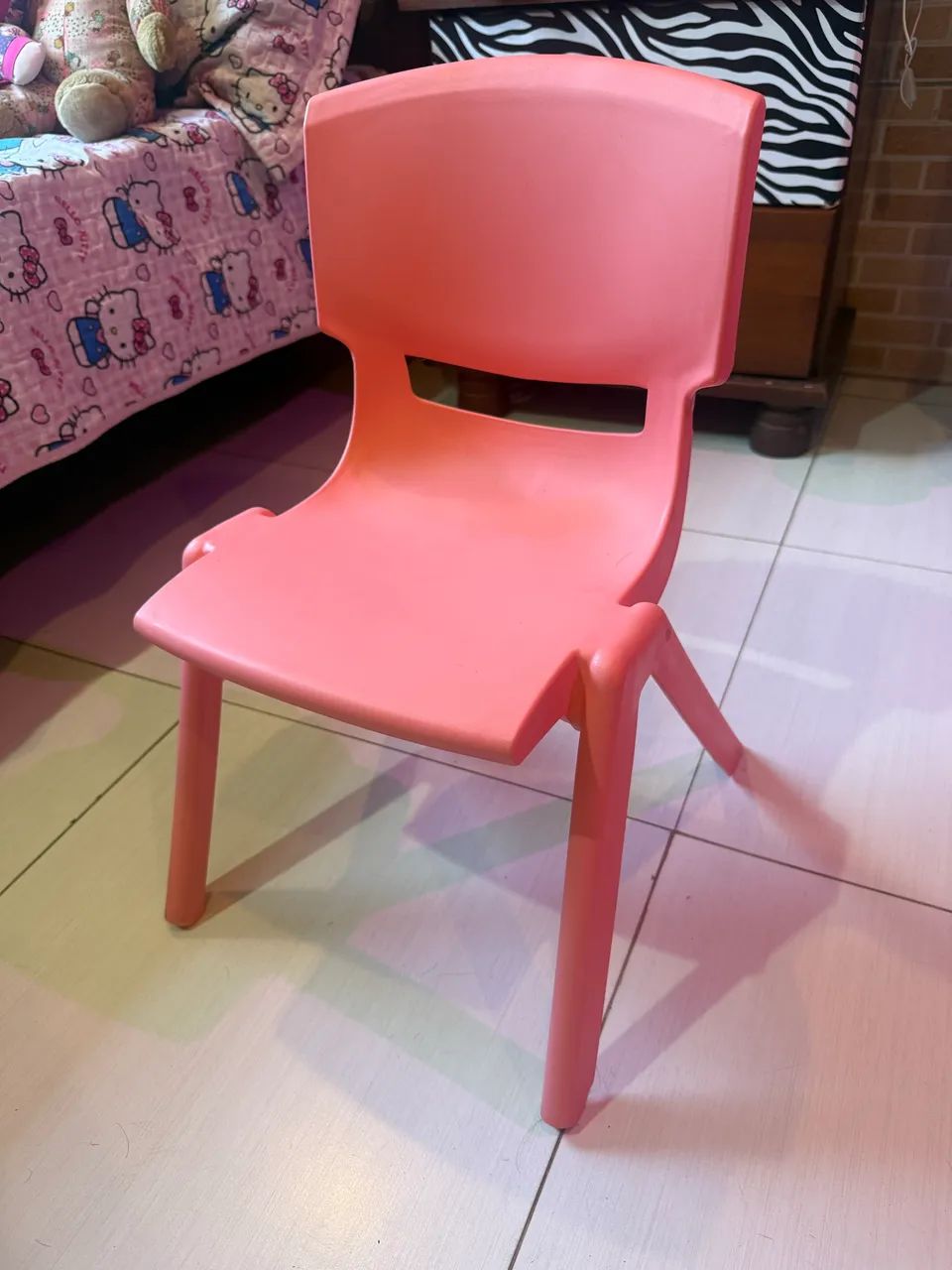 cadeira infantil rosa - Foto 4