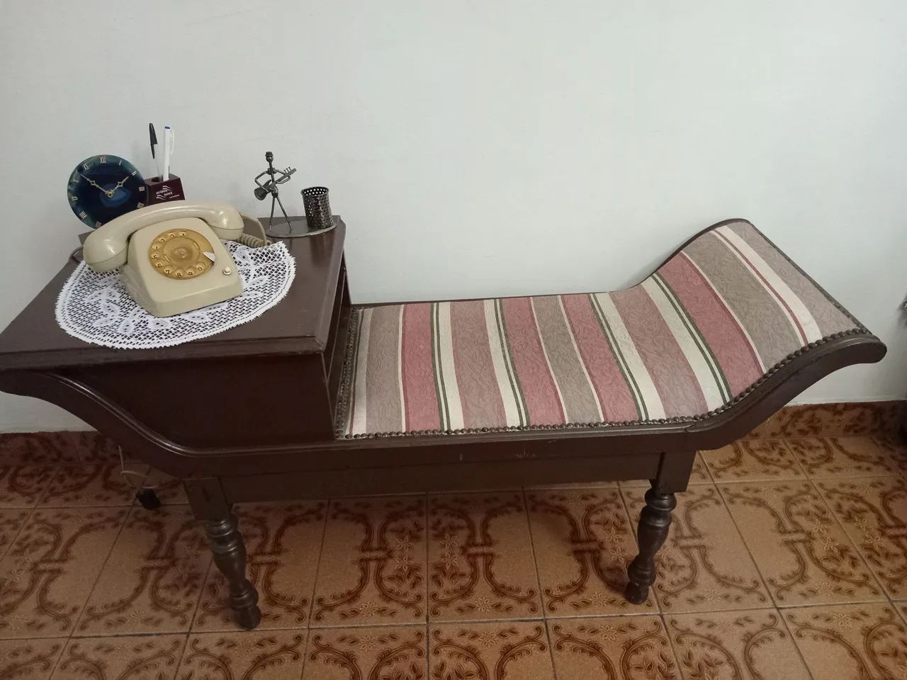 Vintage mesa de telefone ano 60 - Foto 3