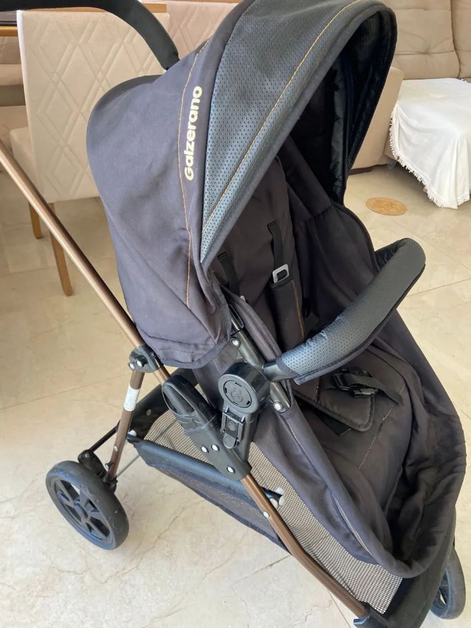 Carrinho de bebe com bebe conforto - Foto 5